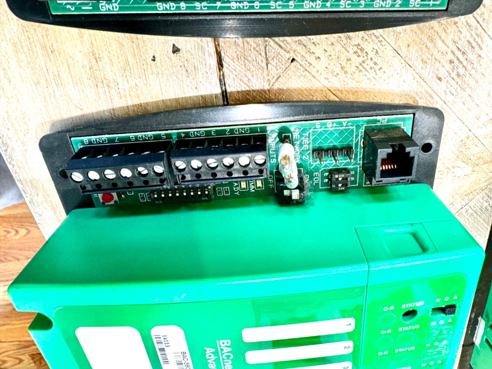 KMC Controls BAC-5802 BACnet Controllers with (3) HPO-6702 HOA Cards Included.