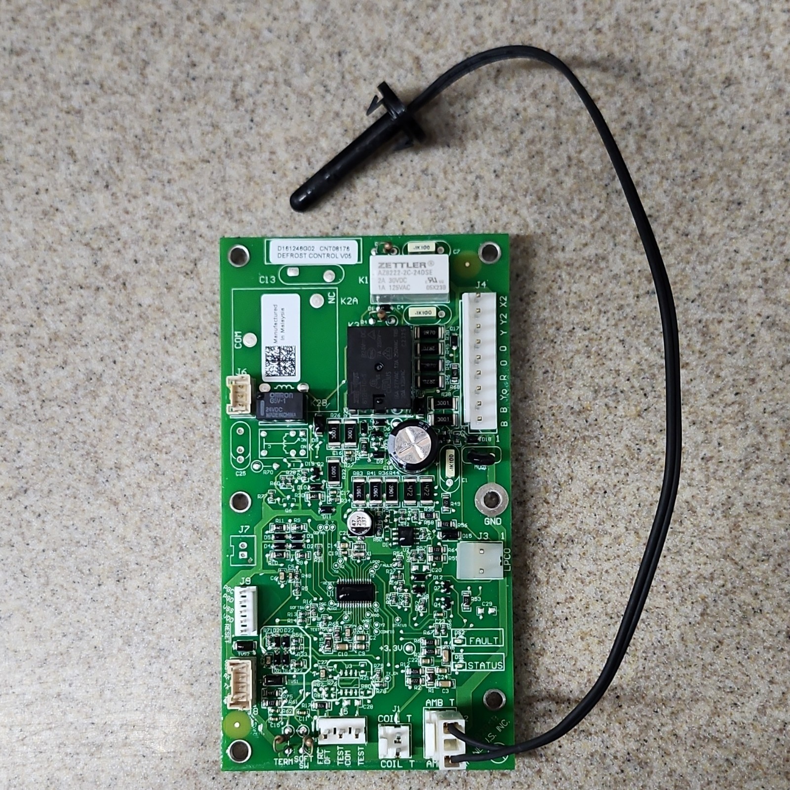 Trane condenser unit Defrost Control Board D161246G02 CNT08176 PCB Green
