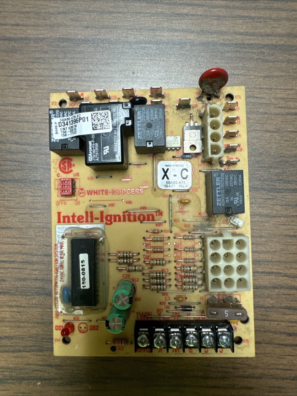 50A65-475 Furnace control board D341396P01 White rodger CNT03076