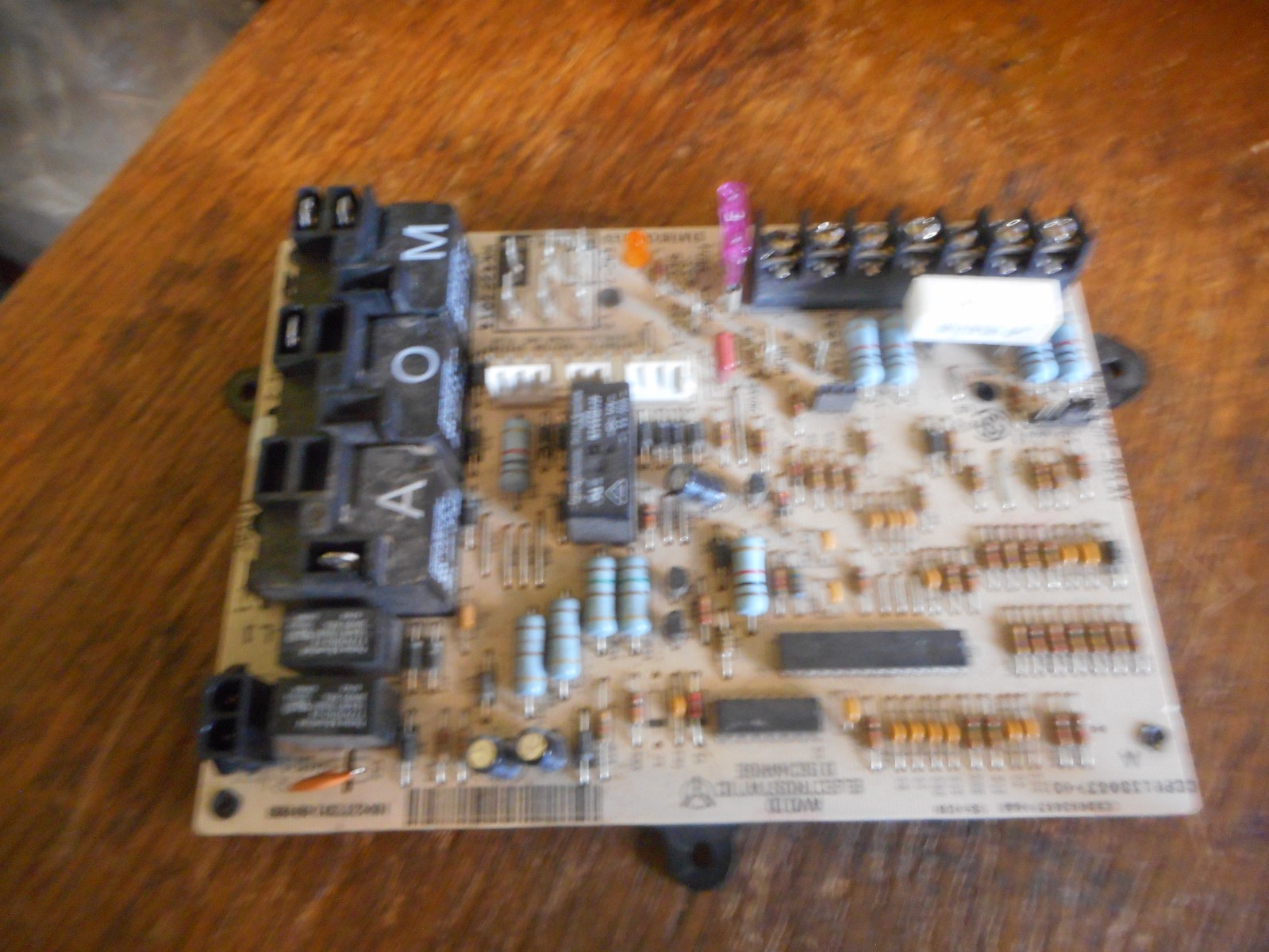 Carrier Bryant Payne HK42FZ014 CEPL130437-01 Furnace Control