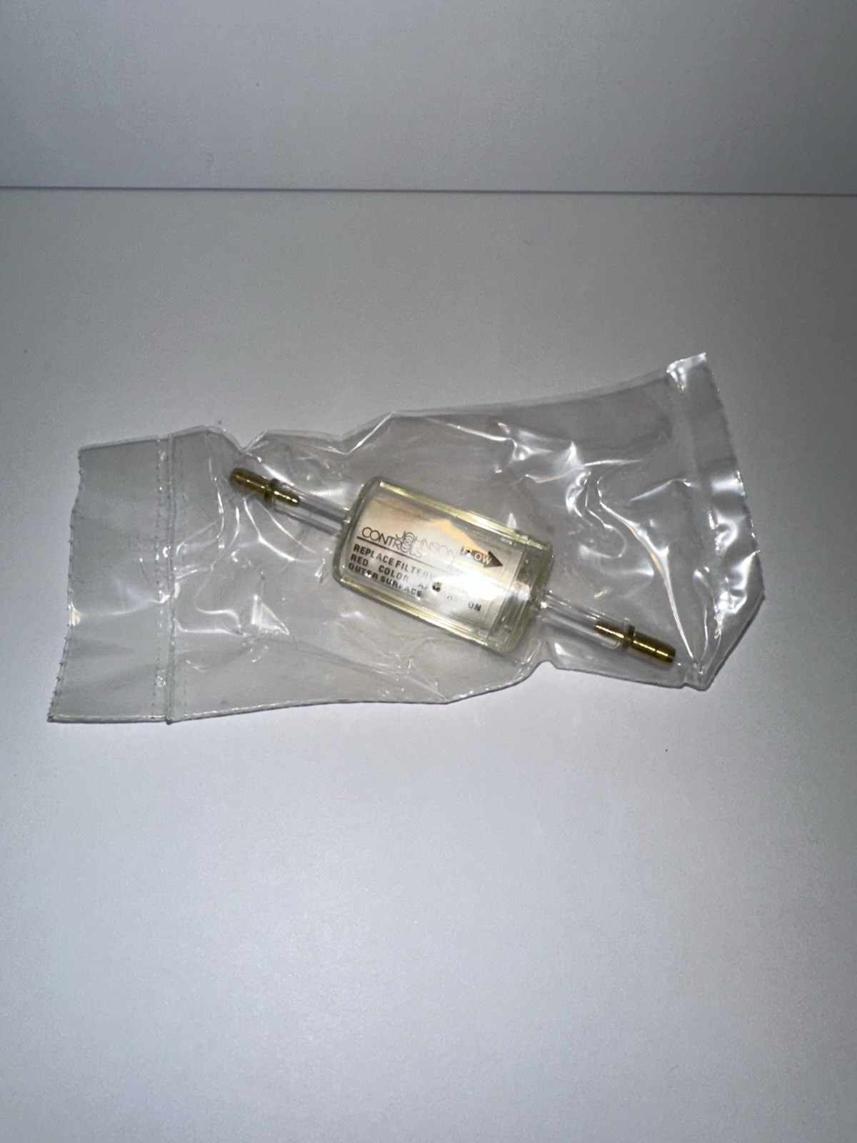Johnson Controls A-4000-137 Inline Air/Oil Filter 1/4″ Barb HVAC Pneumatic