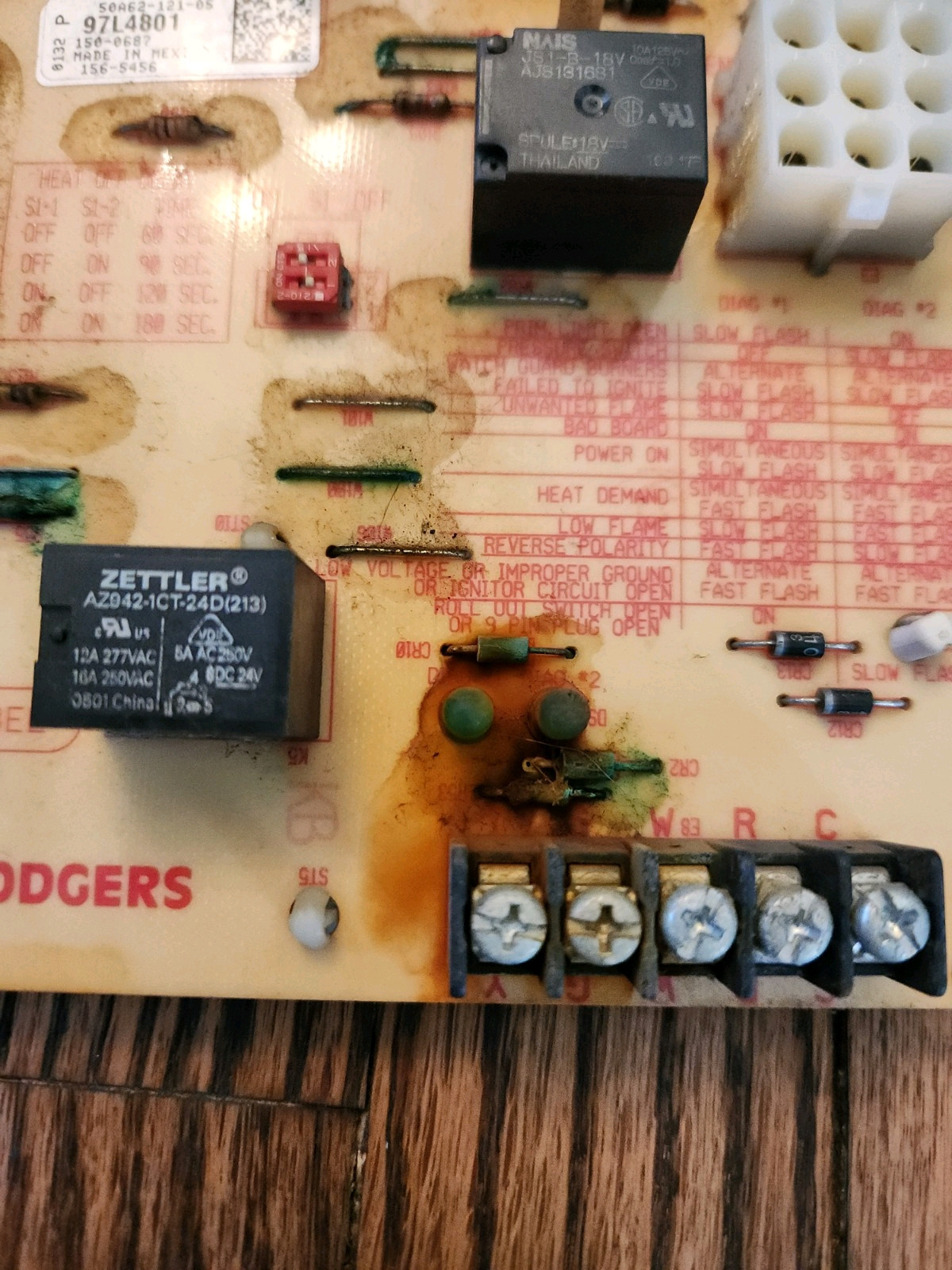LENNOX 97L4801 Furnace Control Circuit Board Panel White Rodgers 50A62-121-06