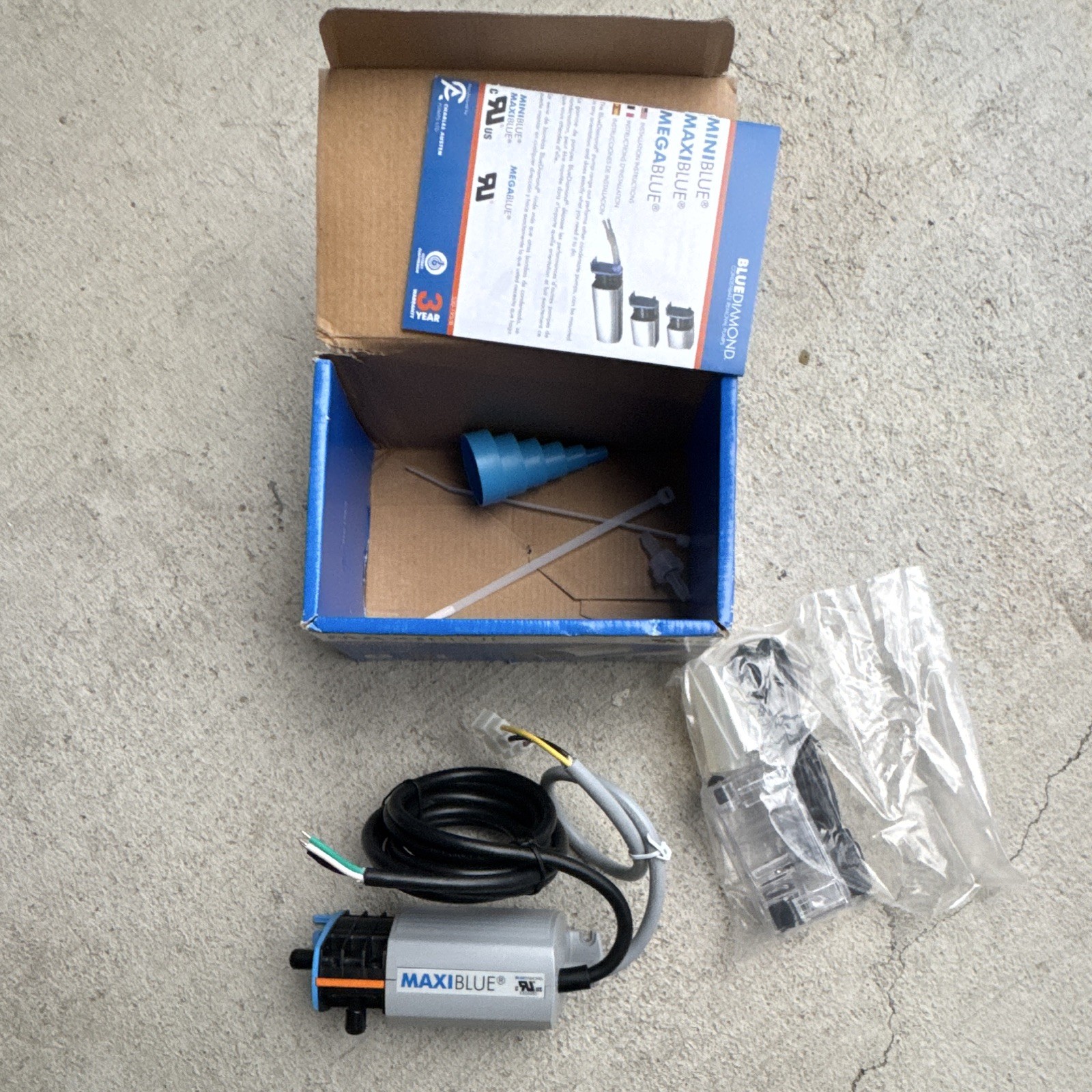 Blue Diamond MaxiBlue Condensate Pump 3.7 GPH 33 ft Head 230V Rotary