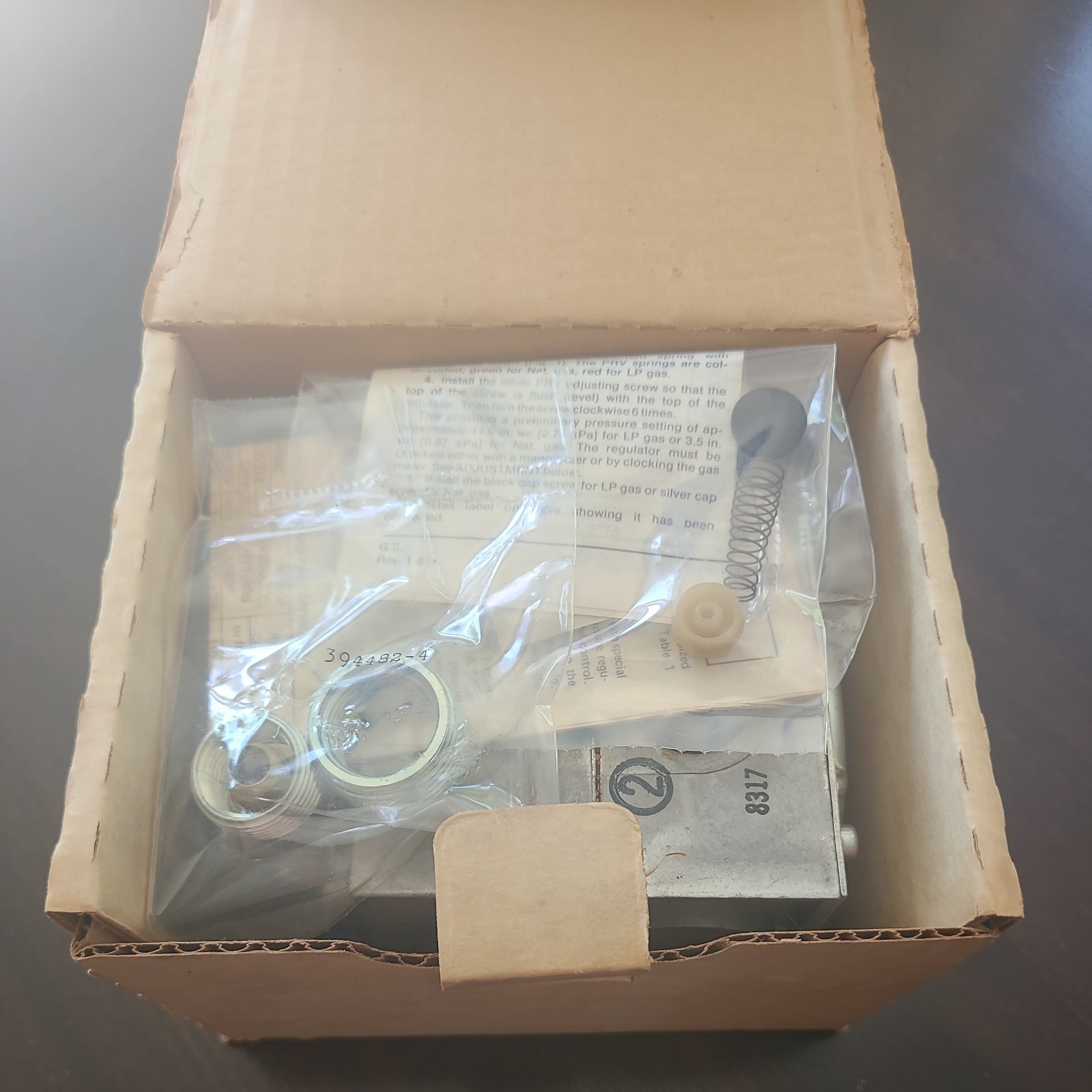 Honeywell V800A 1070 Standard Pilot Combination Gas Valve Control