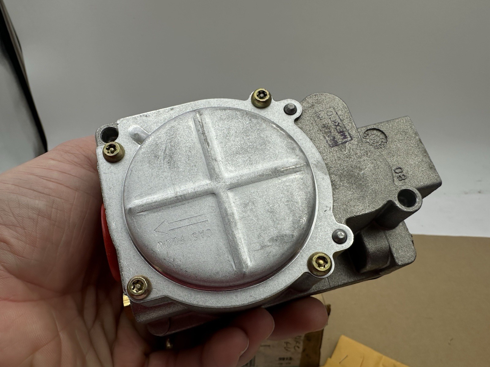 White Rodgers 36E93 304 Manifold Gas Valve New Old Stock In Box
