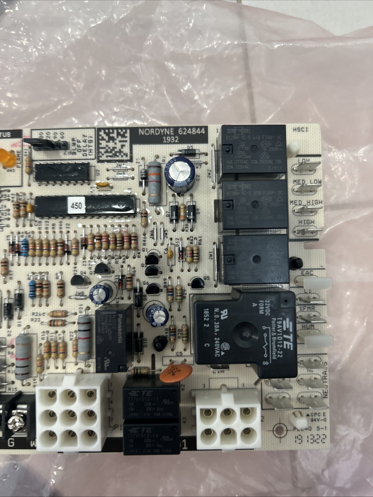 Nordyne 1182-201 Furnace Control Circuit Board 624844