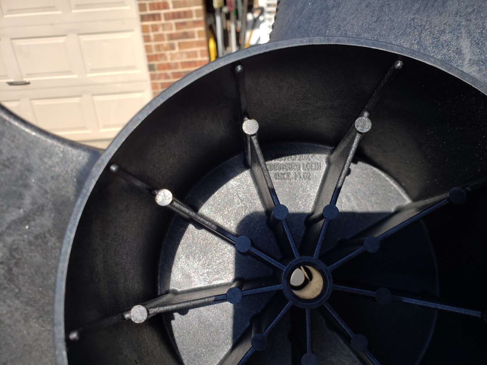 New MDG61983008 LG HVAC AIR CONDITIONER PROPELLER FAN – BLACK MOLDED PLASTIC