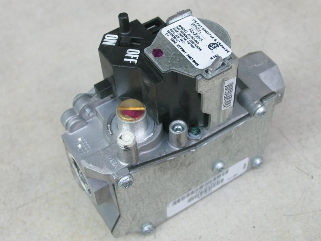 White Rodgers GEMINI 36J52-580 Furnace Gas Valve EF32CW151