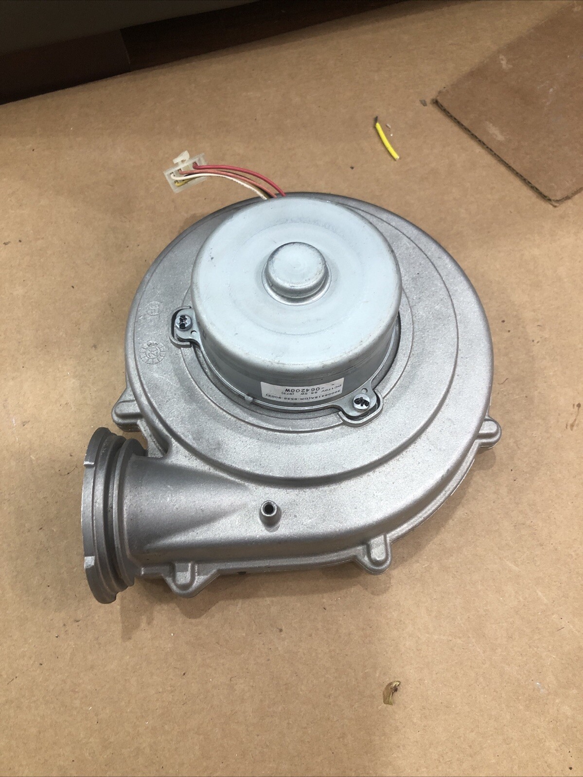 NAVIEN FAN ASSEMBLY 30008418A DR-8538-9002 DC170V 55.3W