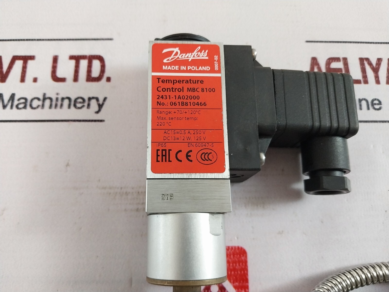 Danfoss MBC 8100 Temperature Control 061B810466 0.5A, 250V 12W, 125W IP65