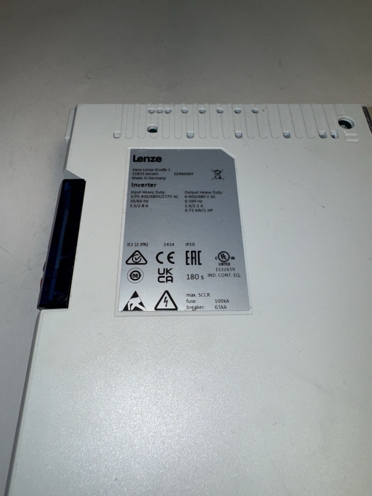 Lenze I51AE137F10V1BAKAS High Voltage AC Inverter Drive i510 400/480