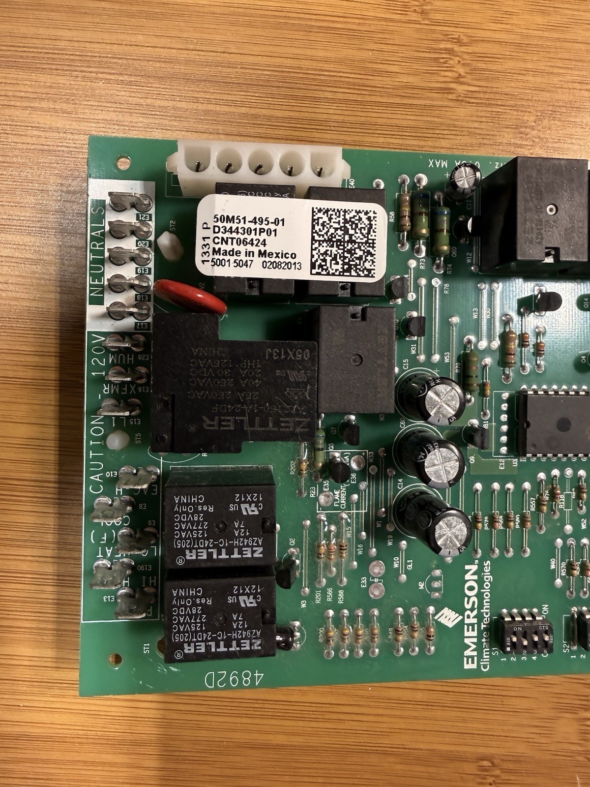 BRAND NEW Trane Emerson 50M51-495-01 Control Circuit Board D344301P01, Mexico