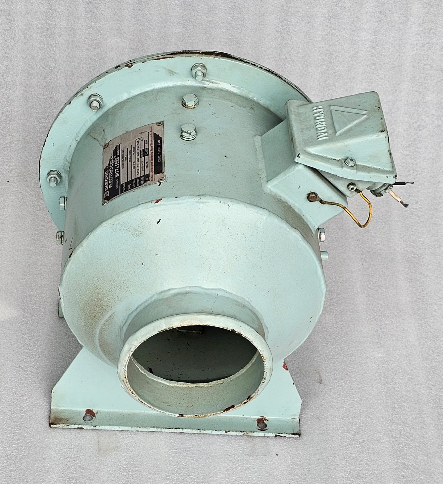 Daeyang Electric Co. X8L5/Z1.0/300 0.2 KW 60 HZ 440V ISOLATING CABIN FAN