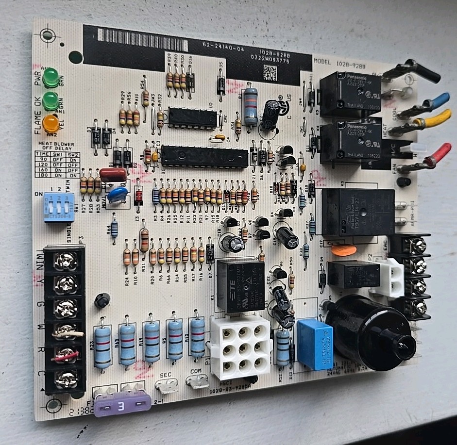 62-24140-04, 1028-83-9285A, 1028-928B OEM Control Board Rheem Furnace. Num#414