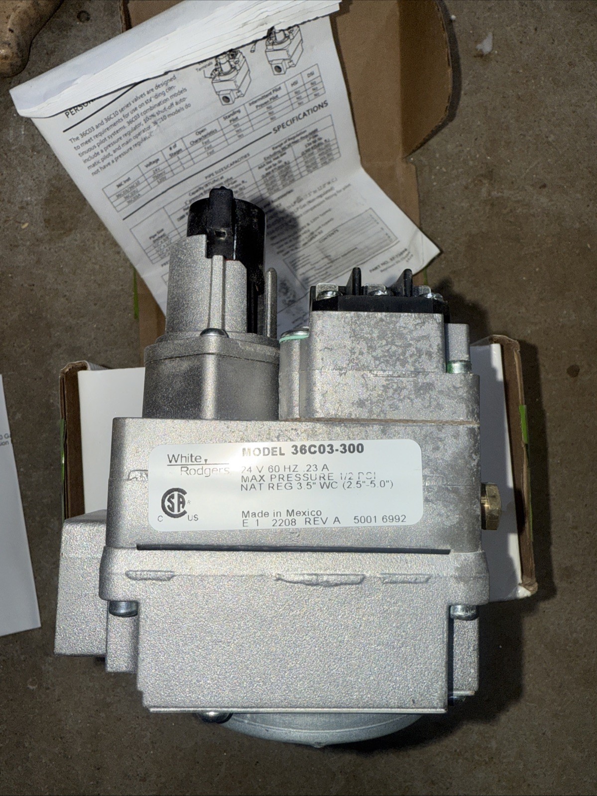White-Rodgers 36C03-300 1/2in x 3/4in Versatile Combination Gas Valve
