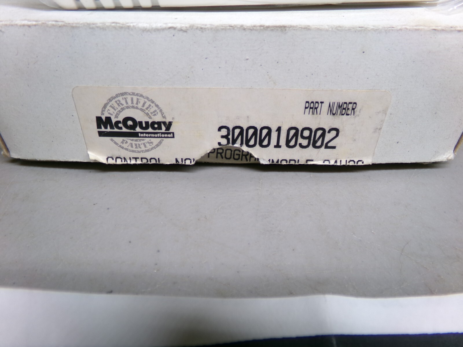 MCQUAY TED24-HP21 CONTROL, DIGITAL HEAT PUMP 300010902 NON-PROGRAMMABLE