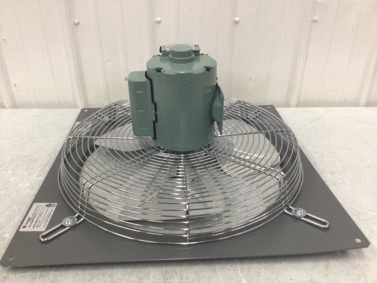 Canarm – P18-1V Exhaust Fan: Direct Drive, 18 in Blade, 1/3 hp, 3,150 cfm, 115V