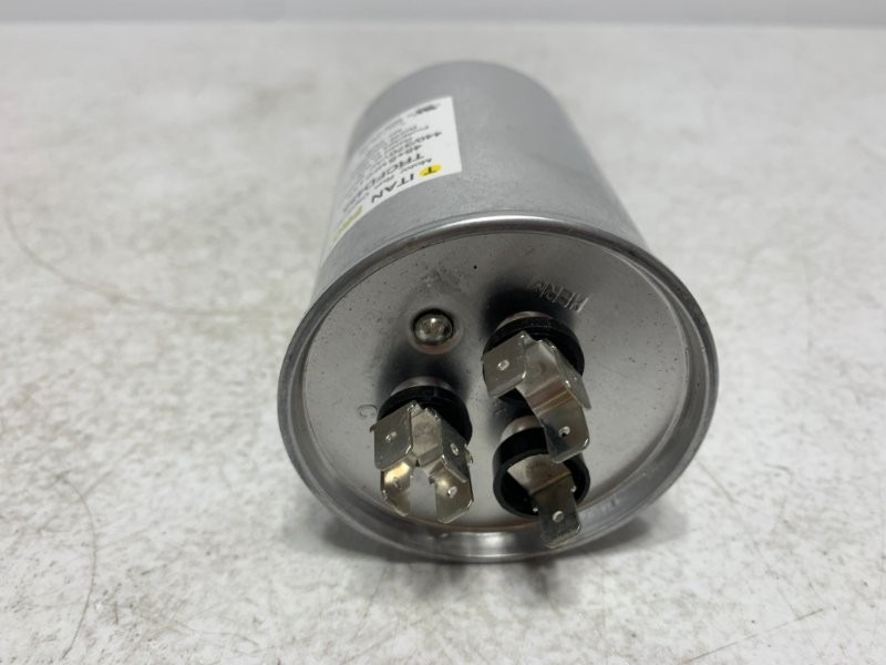 Titan Pro TRCFD455 Motor Run Capacitor 45/5 MFD 440/370V Round