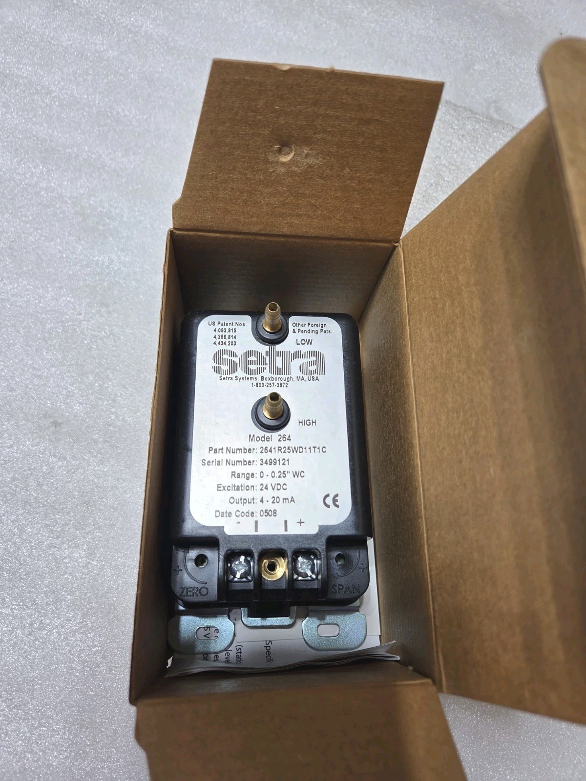 Setra 2641R25WD11T1C Differential Pressure Transducer Range 0- .25″ WC, 24 VDC