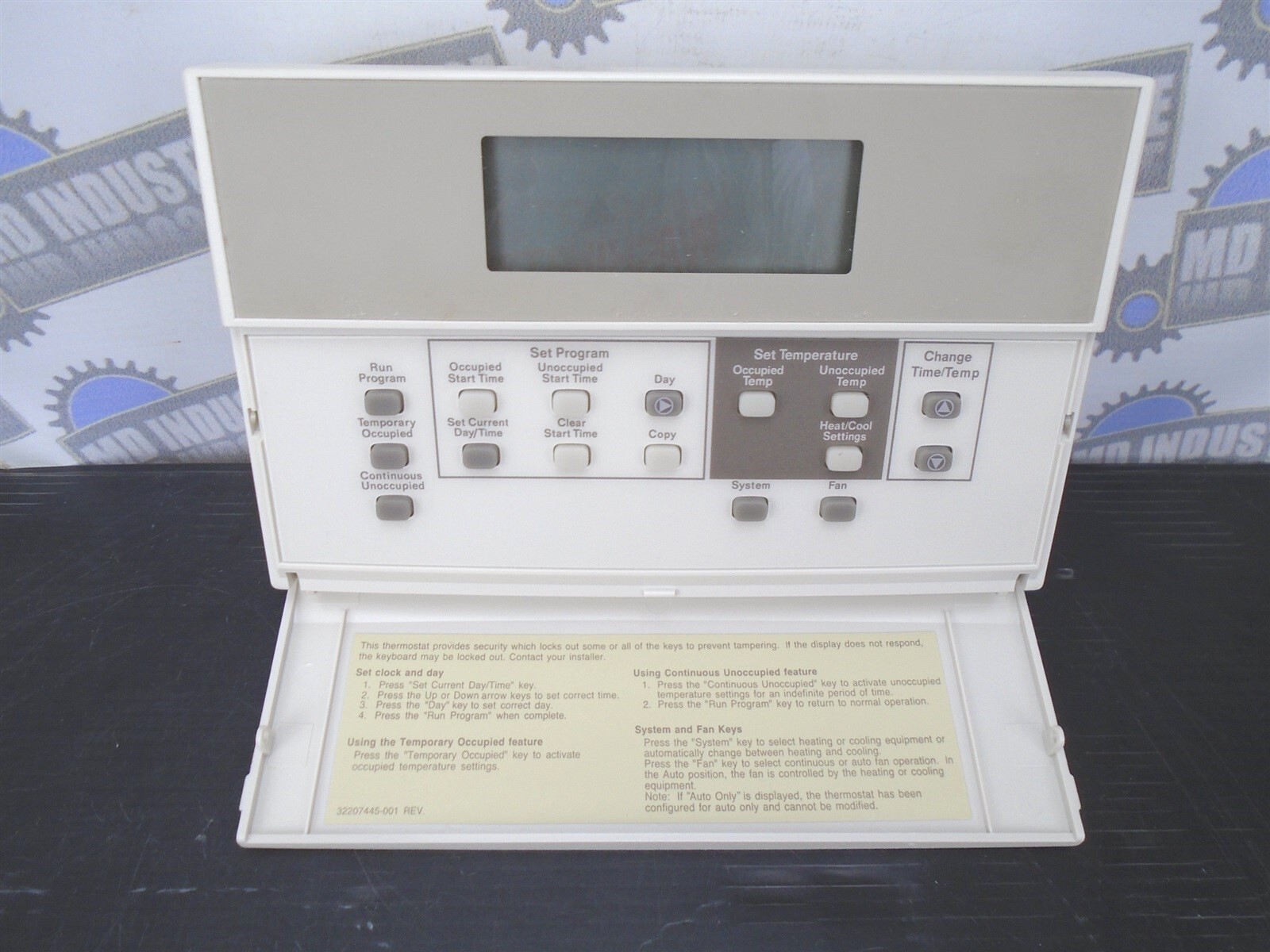 Honeywell Branded YORK T7300Y-2032 Programmable Commercial Thermostat for 3H/3C