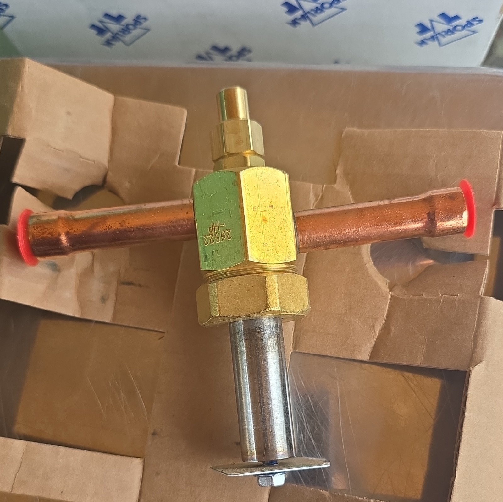 Sporlan Solenoid Valve ME9S240-HP 1/2 in ODF Solder Connection Less Coil