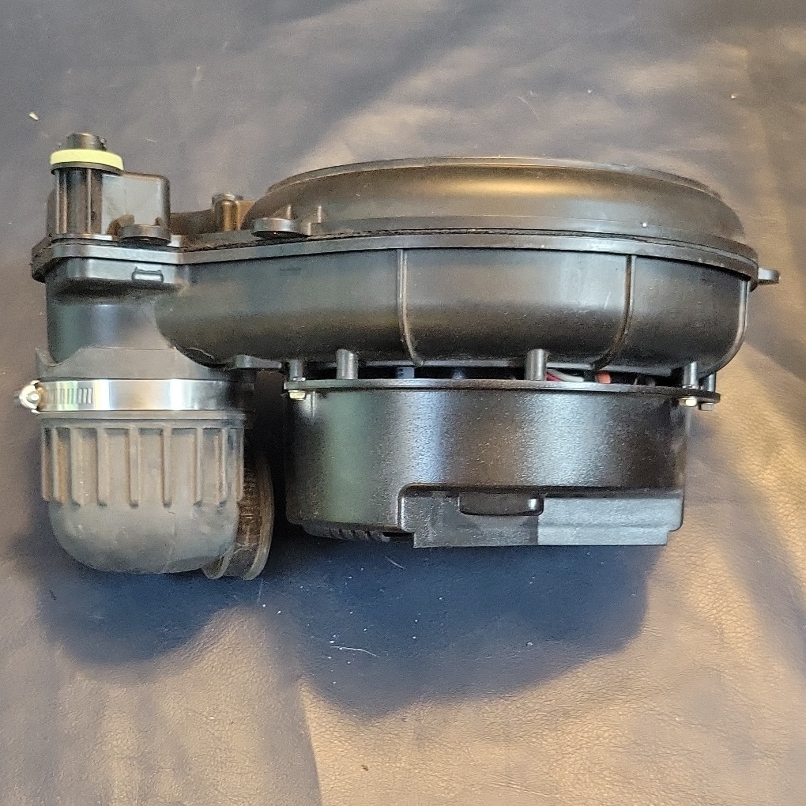 Inducer Draft Fan Assembly 120V 1.64A Black Plastic HR46GH001 81104124