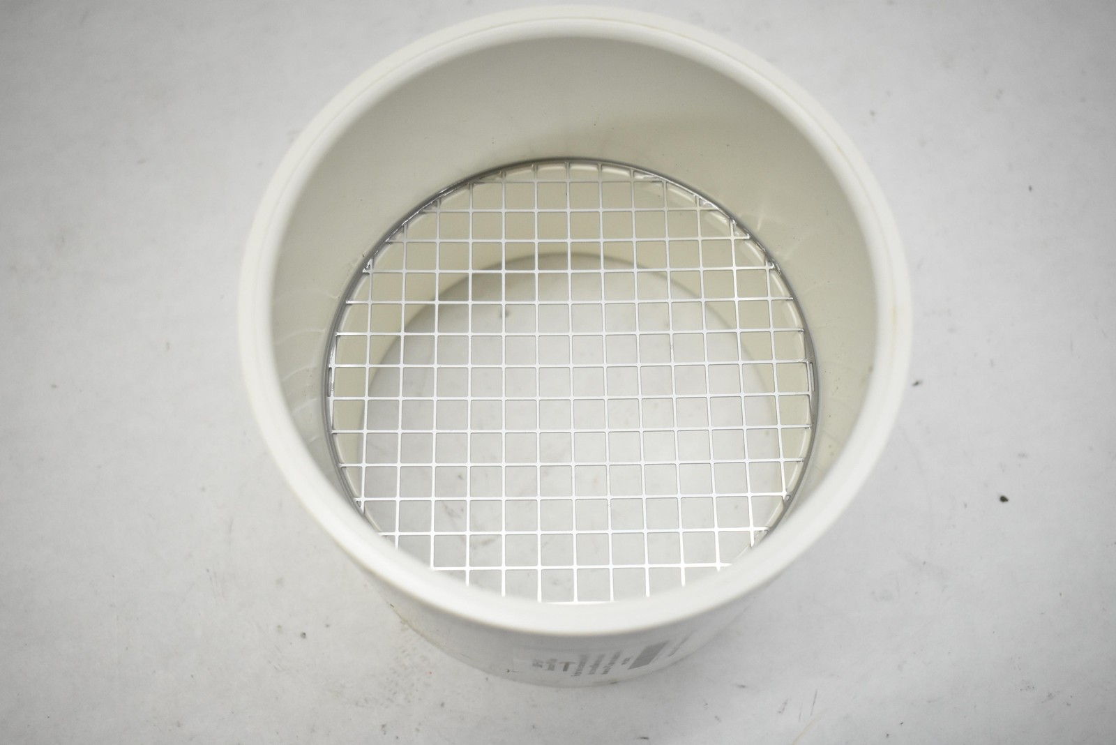 LGQF-LL NEW-PVC 4 Inch White Round Vent Cap PVC Steel Mesh O-Degree HVAC Pipe