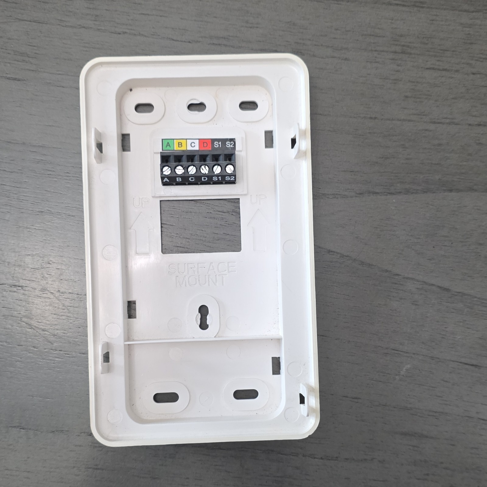 Bryant Evolution System Programmable Thermostat Heat/Cool/Off w/ Plates White