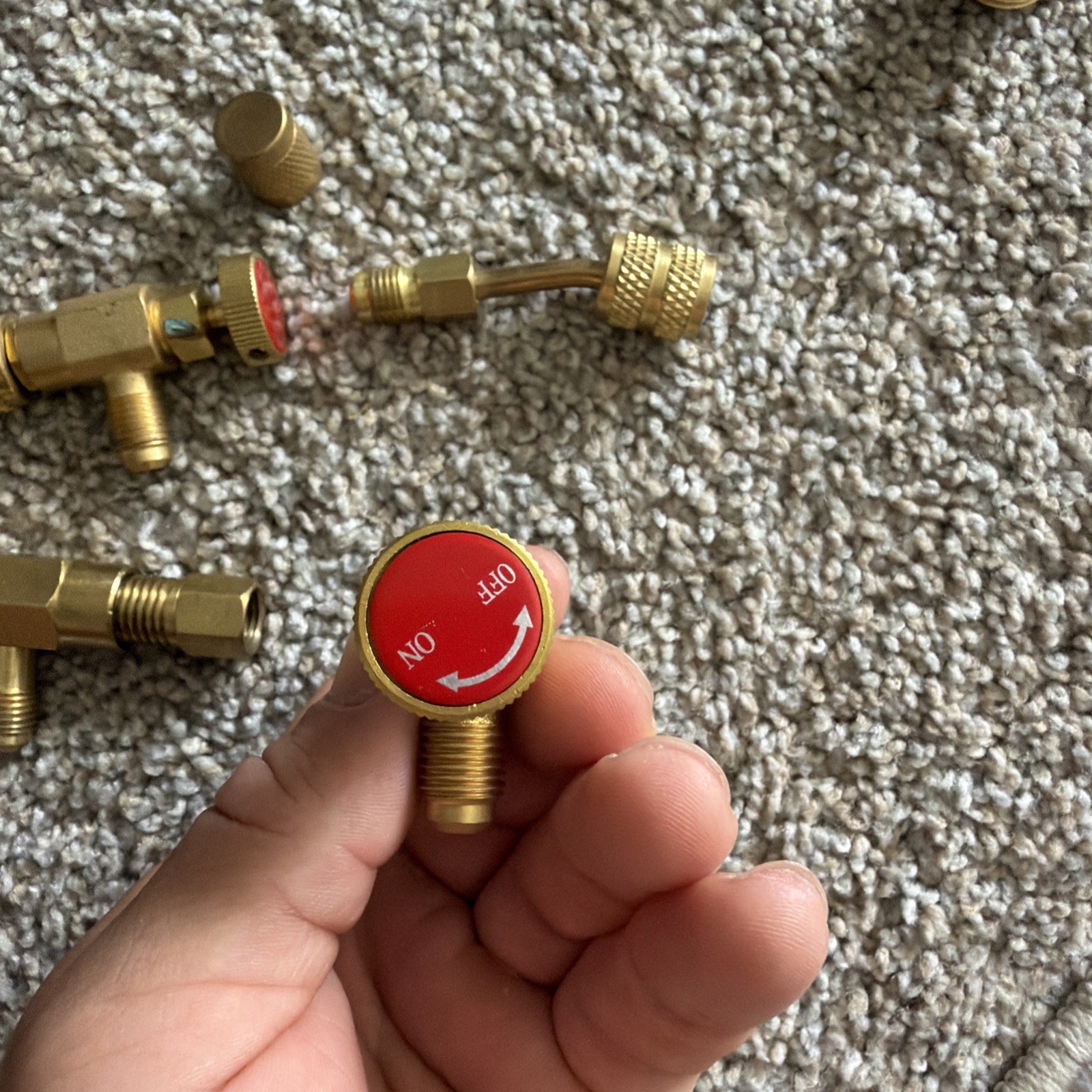 Mini Split Adapter 5/16 to 1/4 SAE Flare R410A Brass for HVAC Manifold Gauge