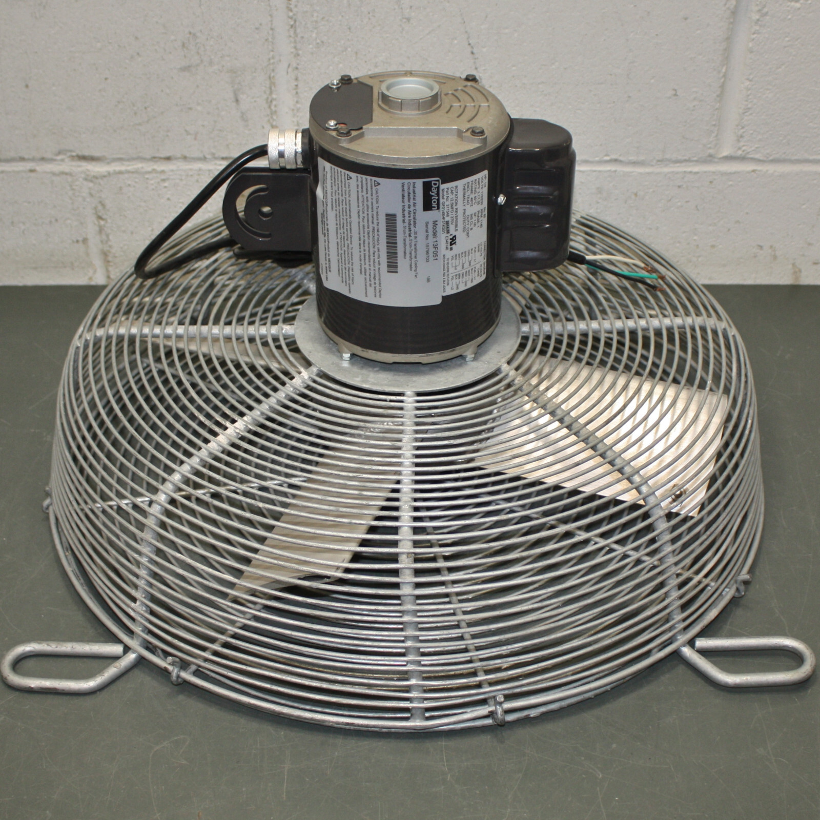 Dayton Transformer Cooling Fan 13F051, 20″ Blade, 115/230V AC, 1/4HP Guard Mount