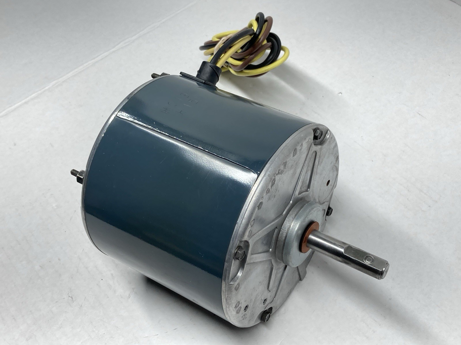 GENTEQ 5KCP39KFAF59S CONDENSER FAN MOTOR 1/4HP 825RPM 208-230V GUARANTEED