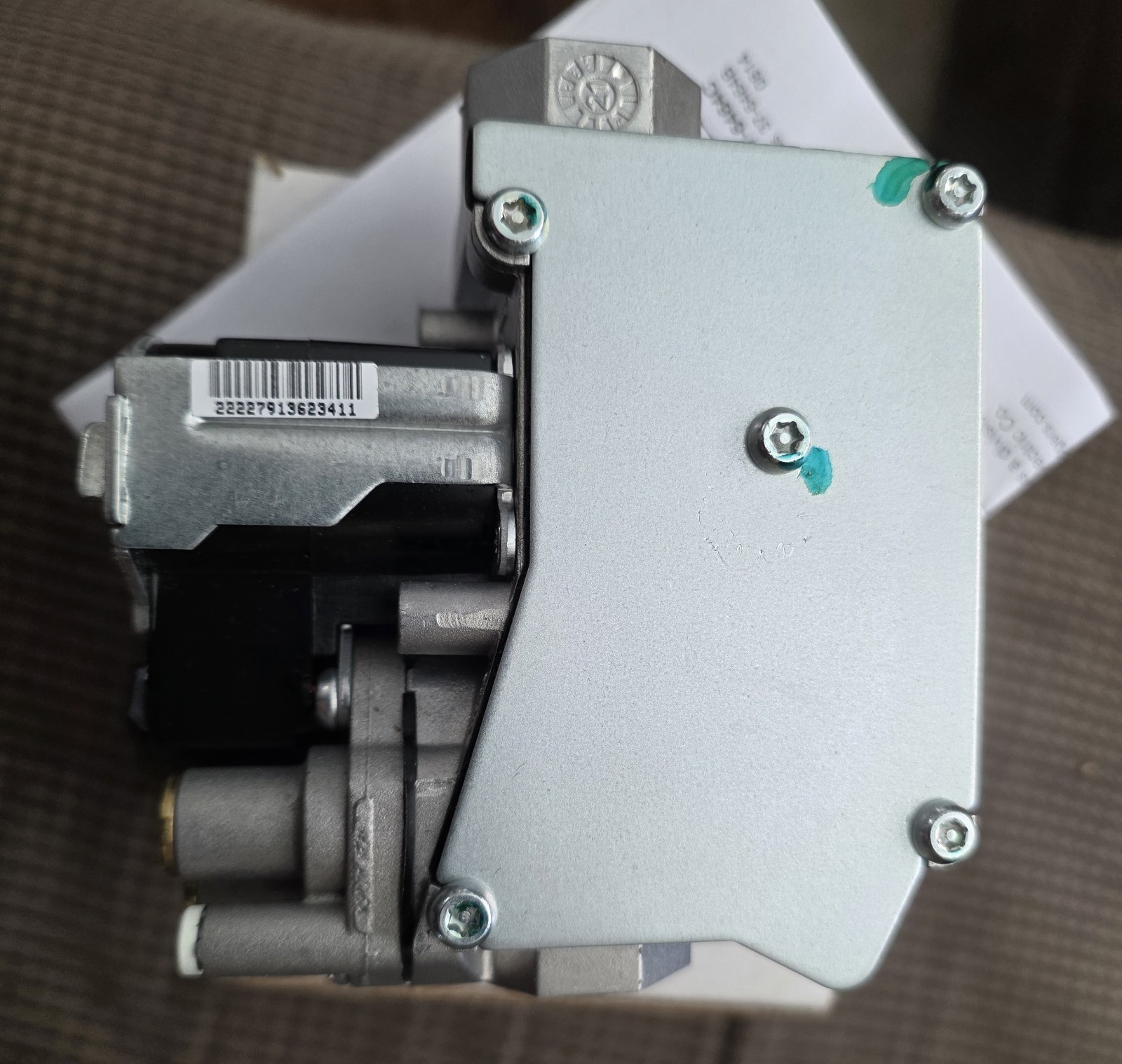 White-Rodgers 36J54-201 VAL09030 Gas Valve 24V Furnace OEM New