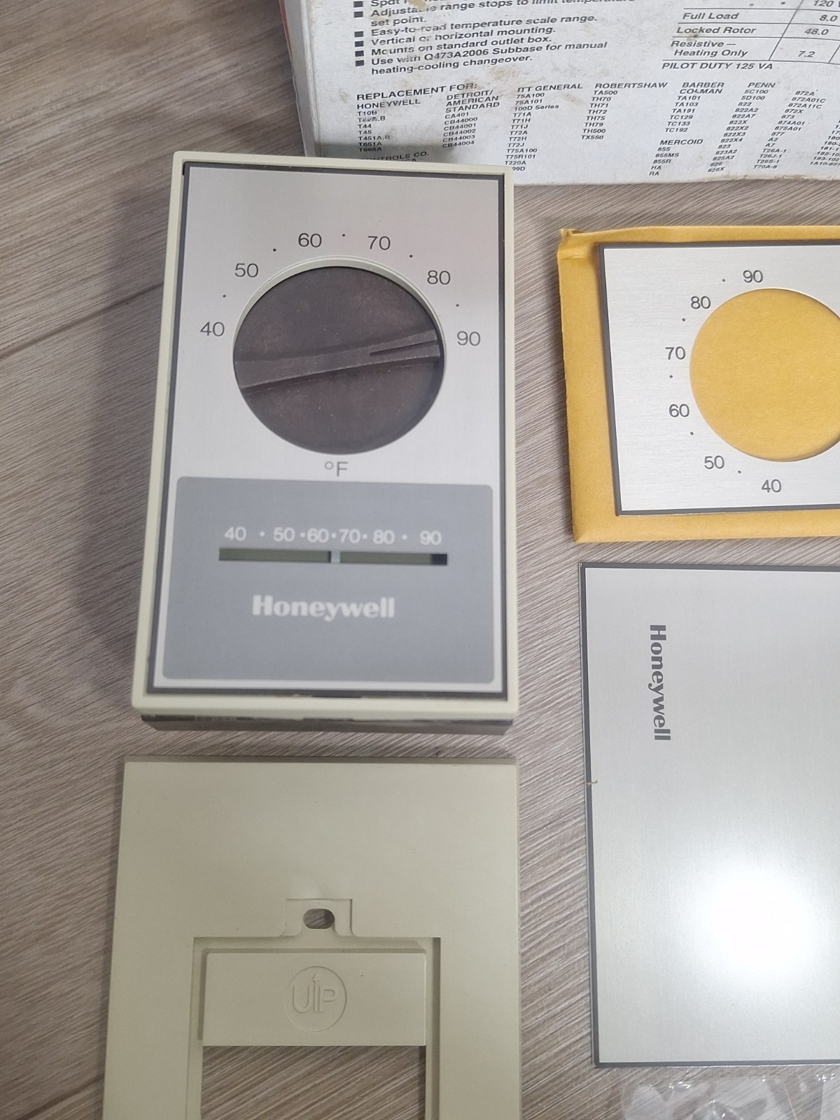 New Honeywell T651 A 2028 / T651A2028 Line Voltage Heat-Cool Thermostat