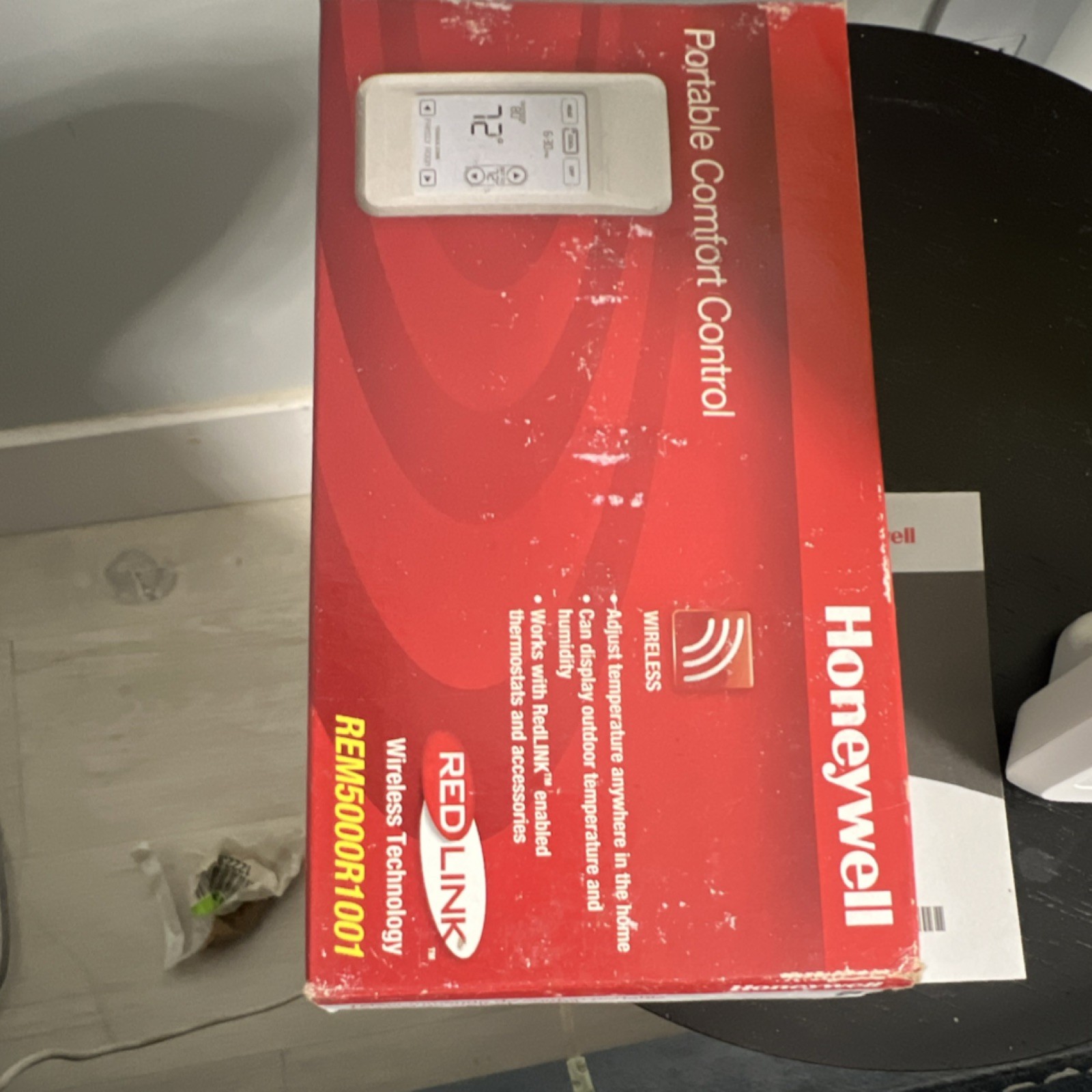 HONEYWELL REM5000R1001 Wireless Remote Control (Model REM5000R1001, For RedLINK)
