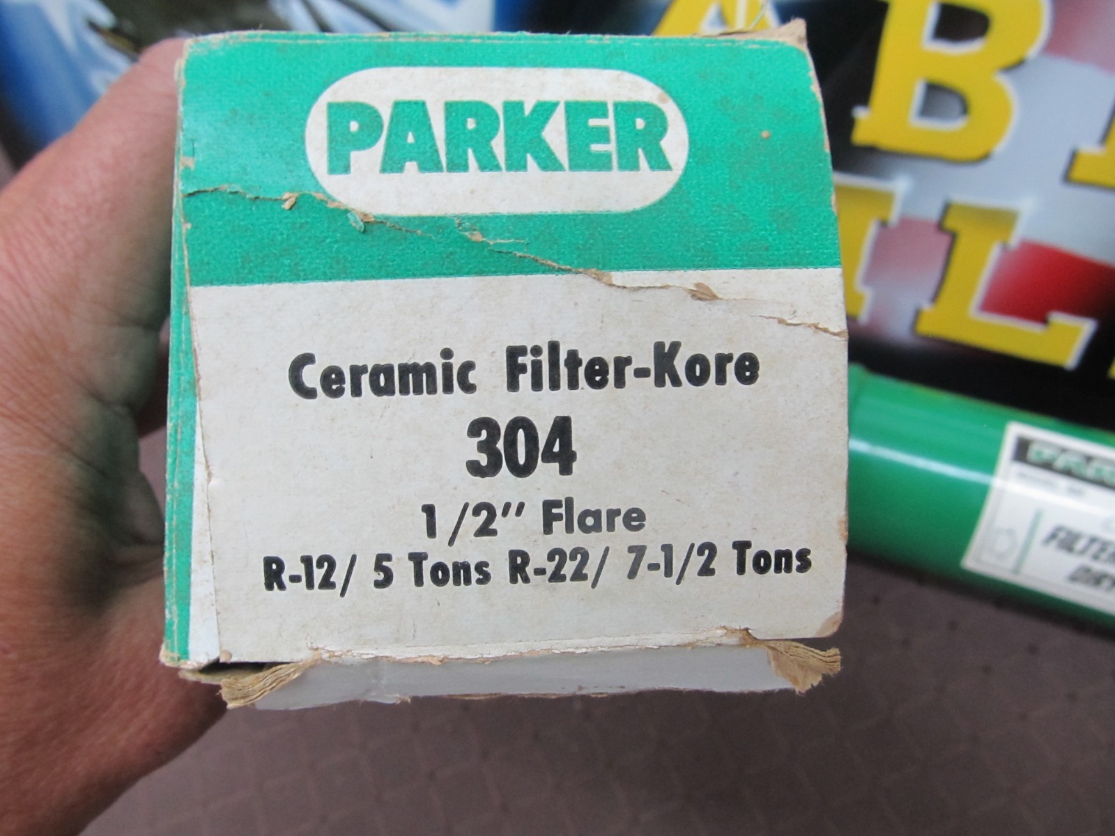 Parker 304 Filter/Dryer, 1/2 In Flare R-12 / 5 TONS R-22 7 ½ TONS