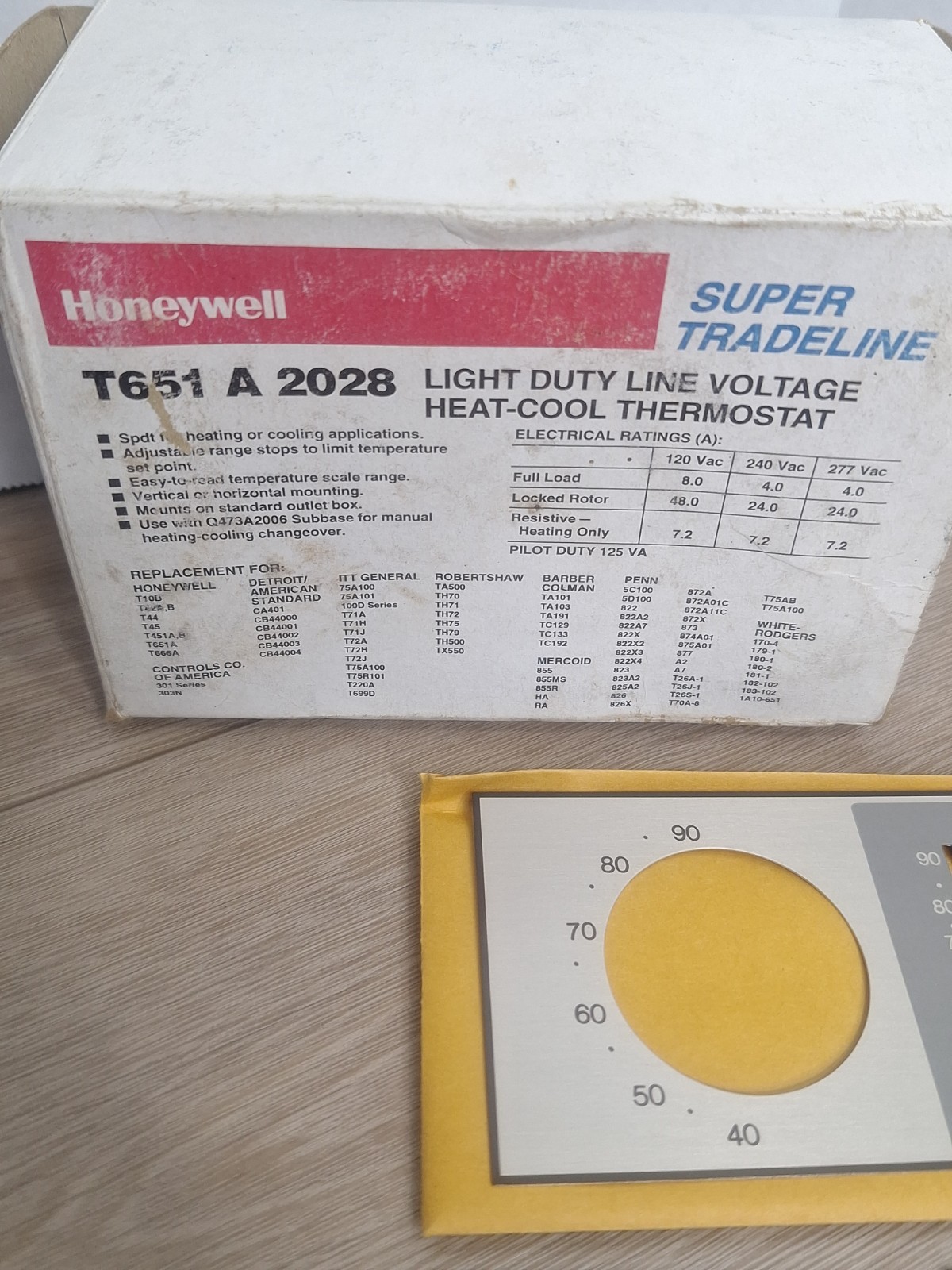 New Honeywell T651 A 2028 / T651A2028 Line Voltage Heat-Cool Thermostat
