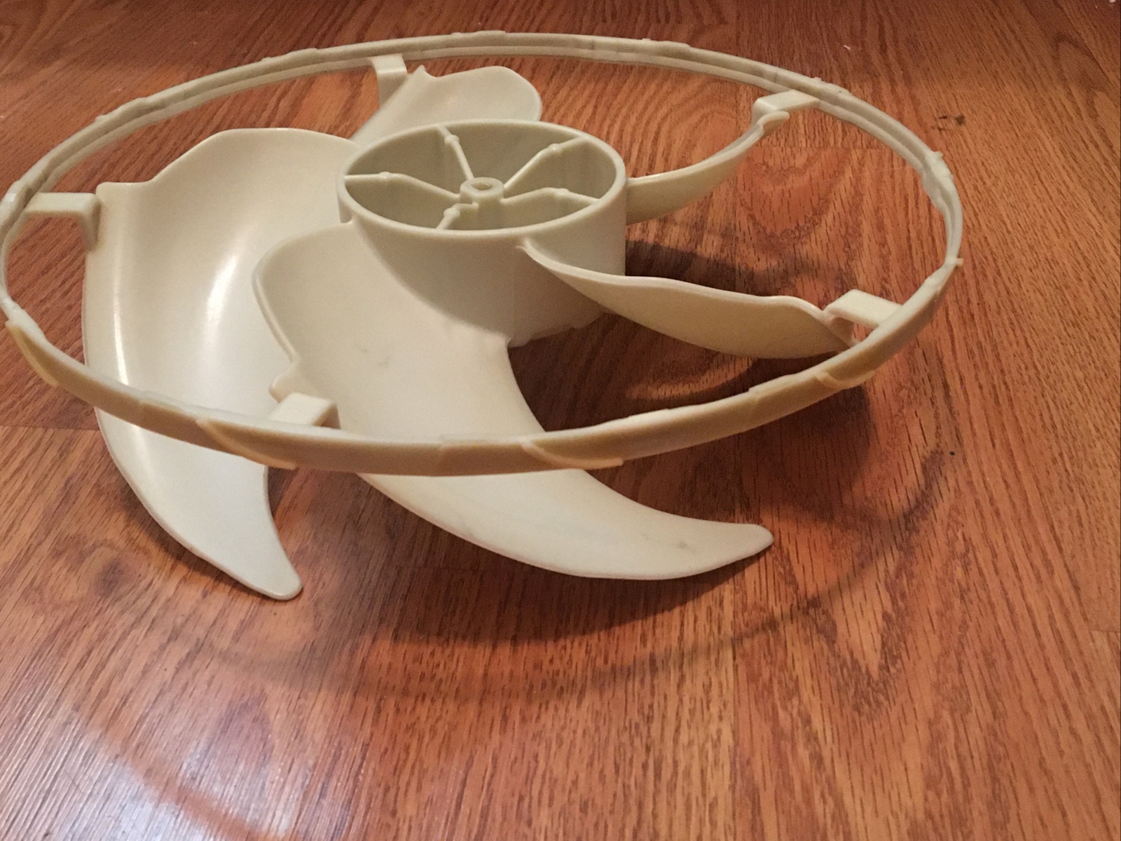 GE ac model: AHTK08AAW1 Condenser Fan Blade 294.5 x 85.5 mm Shaft Size : 5/16 in