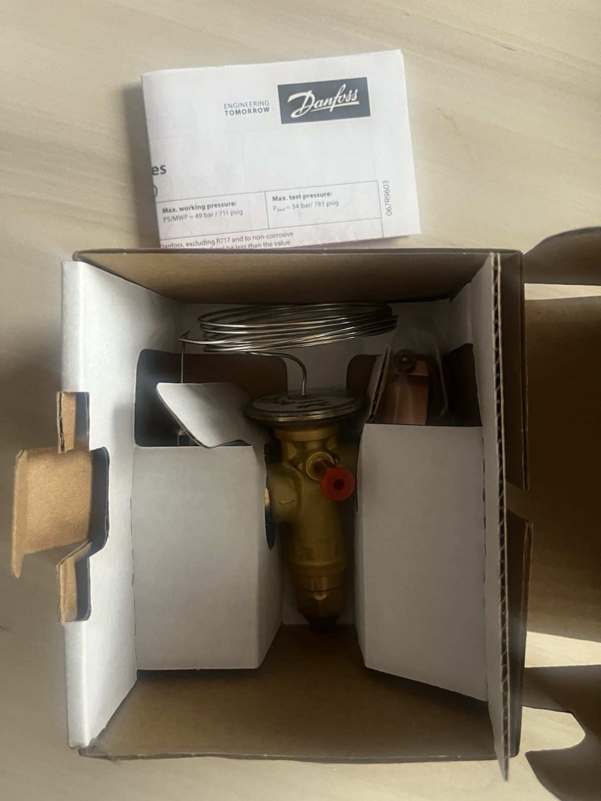 Danfoss 067N9207 13TR Thermostatic expansion valve, TGE, R410A, 5/8×7/8 in