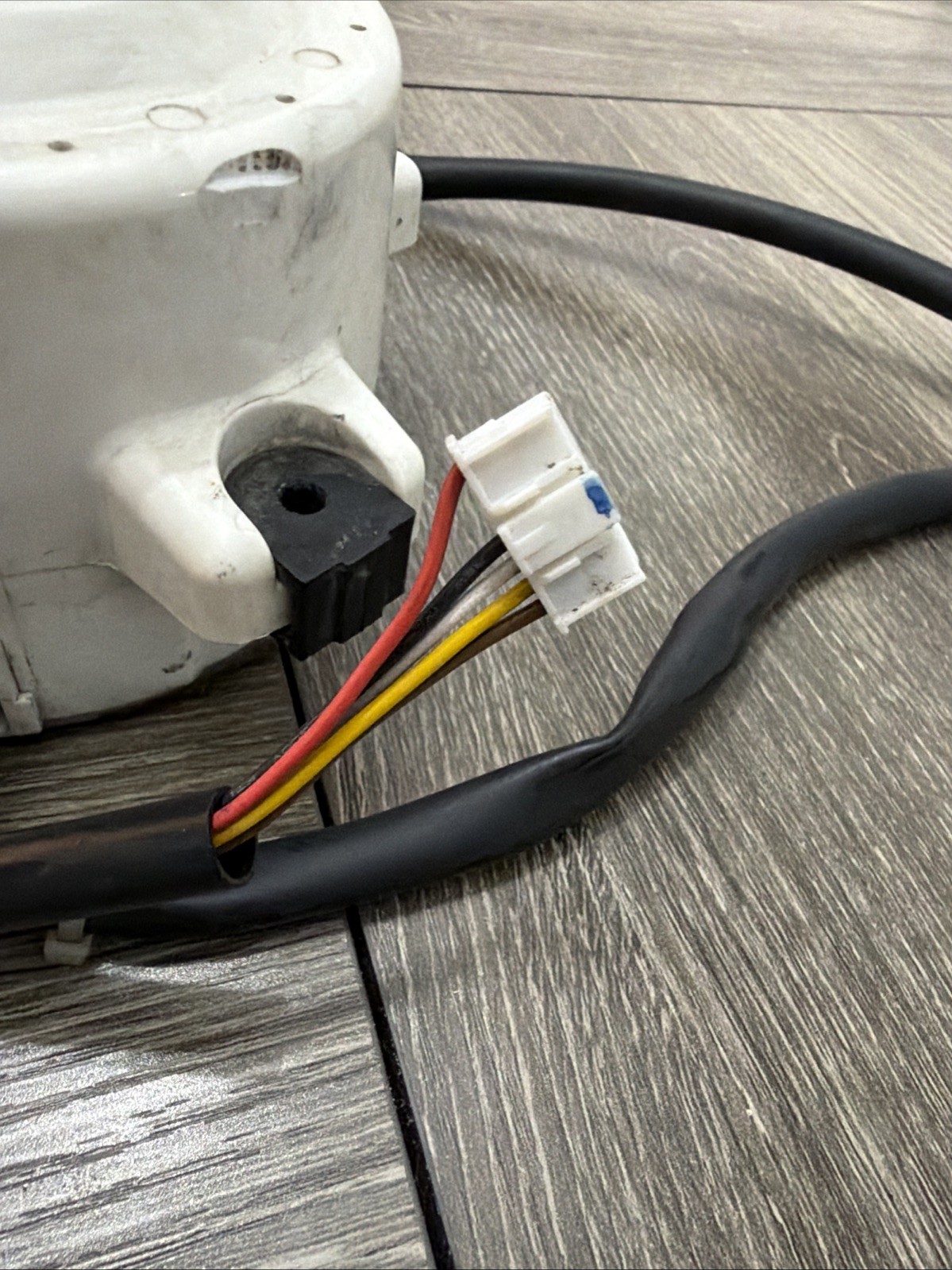 Fujitsu K9379385015 MFE-60TVT DC Outdoor Condenser Fan Motor