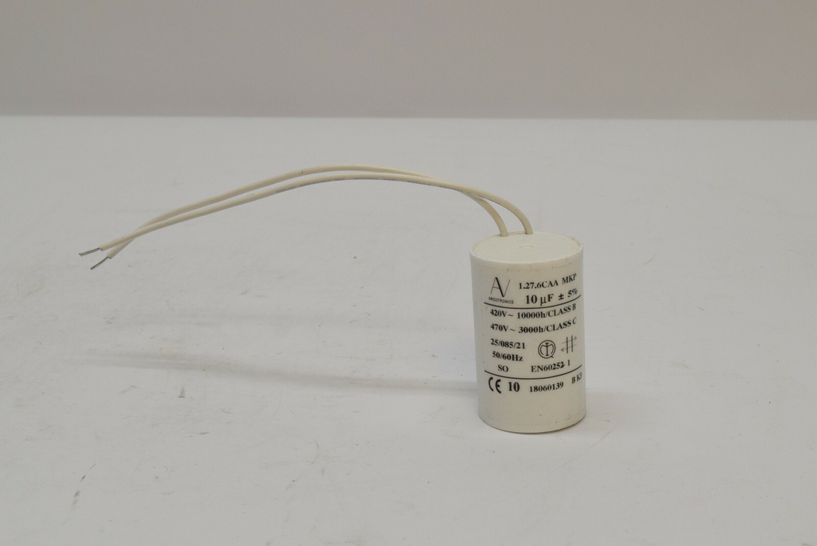 Arcotronics 10uf 420v 470v AC Motor Start Capacitor 1.27.6CAA MKP Wire Leads