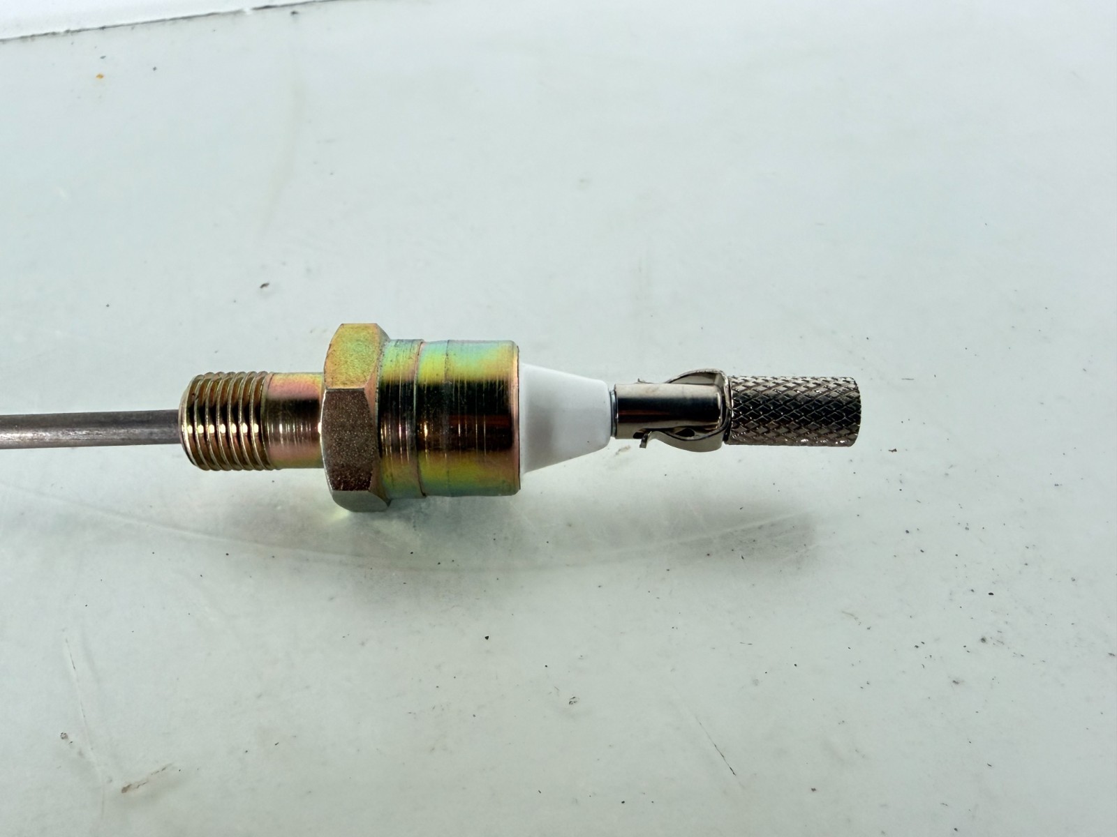 Honeywell C7008 A 1174 Flame Rod And Holder 12in (45)
