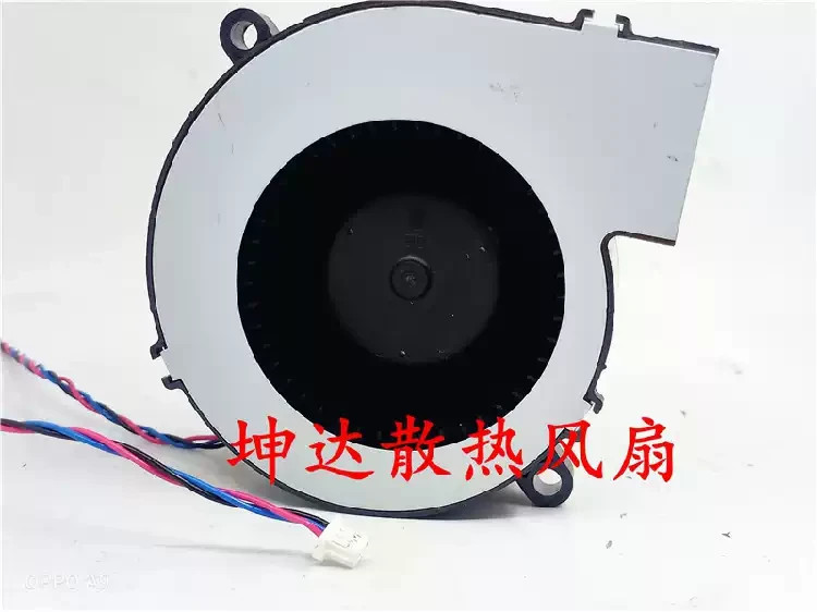 1PCS Delta BUB0712HN 12V 0.45A 7cm 3-wire Projector Cooling Fan
