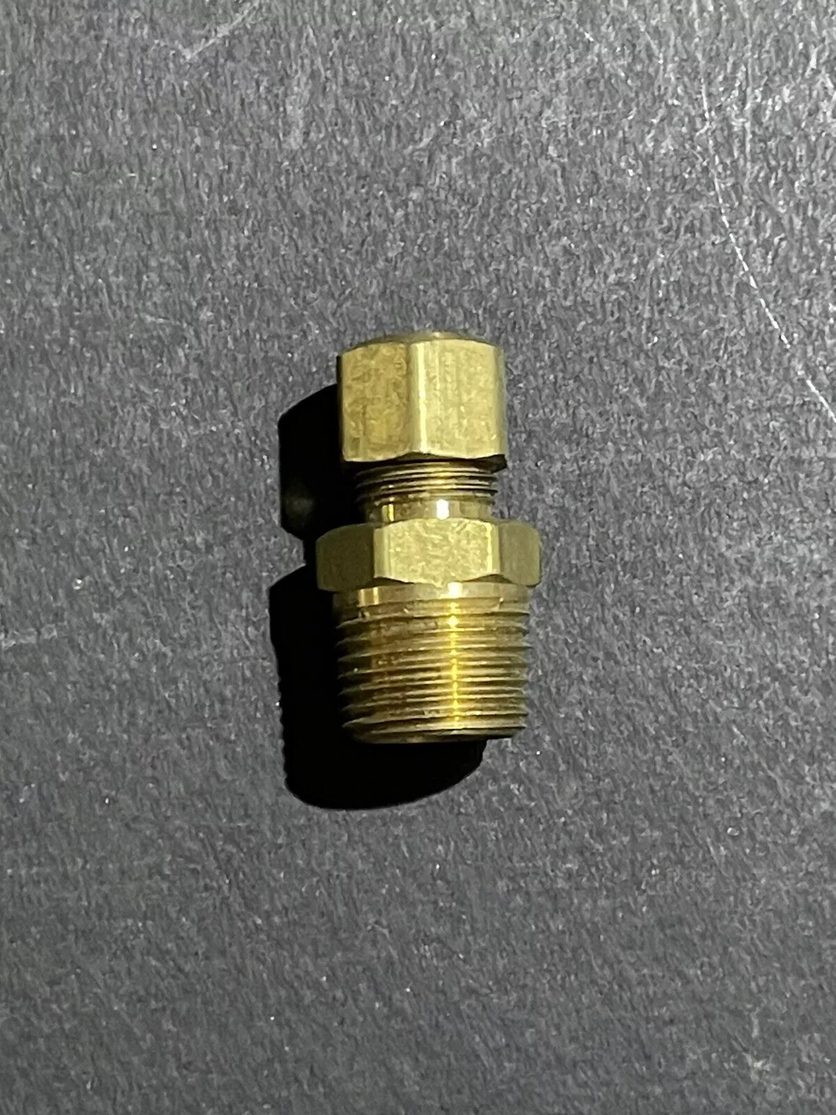 5/16 OD Compression Tube x 3/8 Male NPT Brass Adapter Fitting Water Oil Gas line