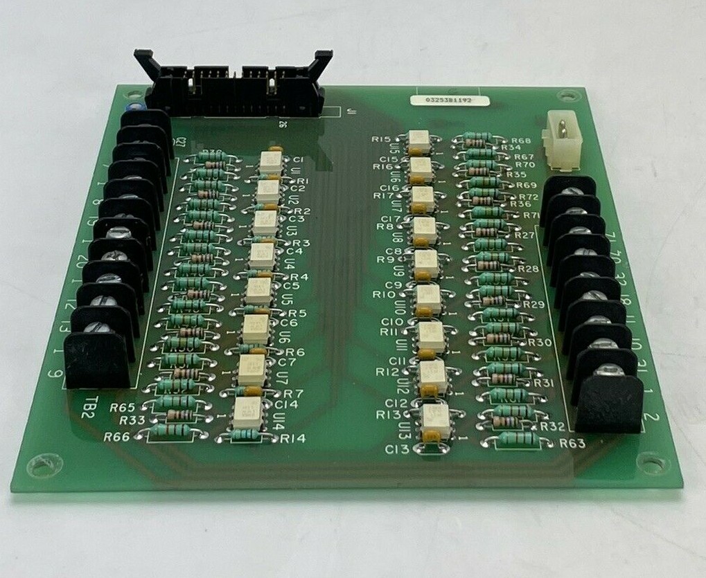 YORK CHILLER INTERFACE CIRCUIT BOARD 031-00935D000 *WARRANTY*