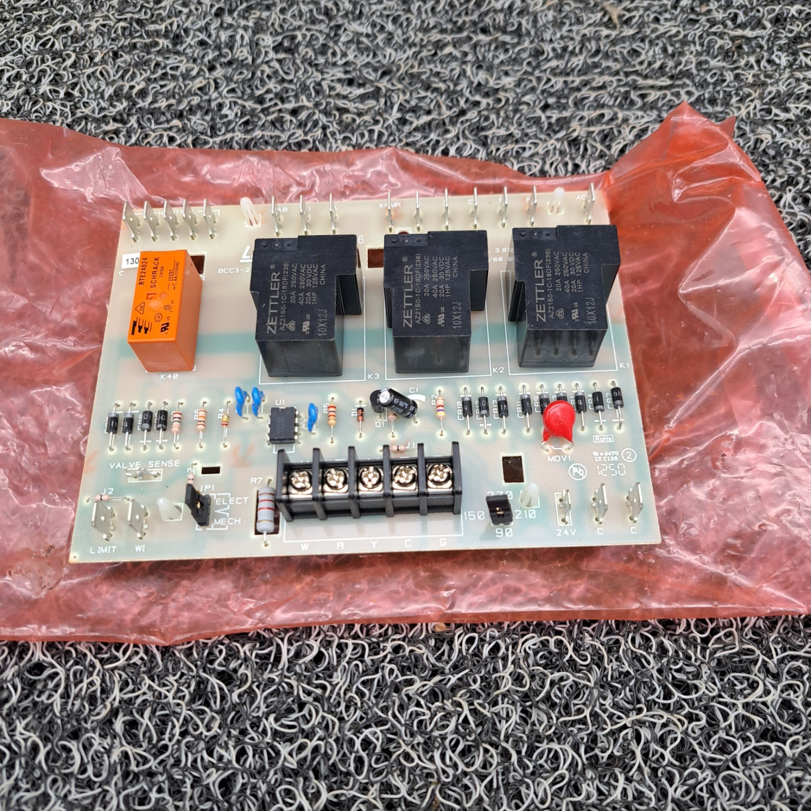 LENNOX LB-90676 Furnace Control Circuit Board BCC3-2 65K29