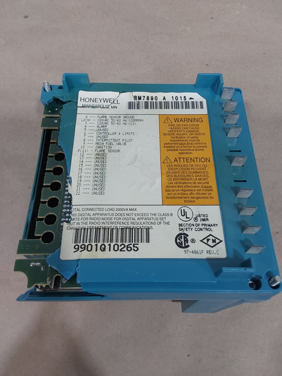 HONEYWELL BURNER CONTROL RM7890 A 1015 W/ KEYBOARD DISPLAY & FLAME AMPLIFIER