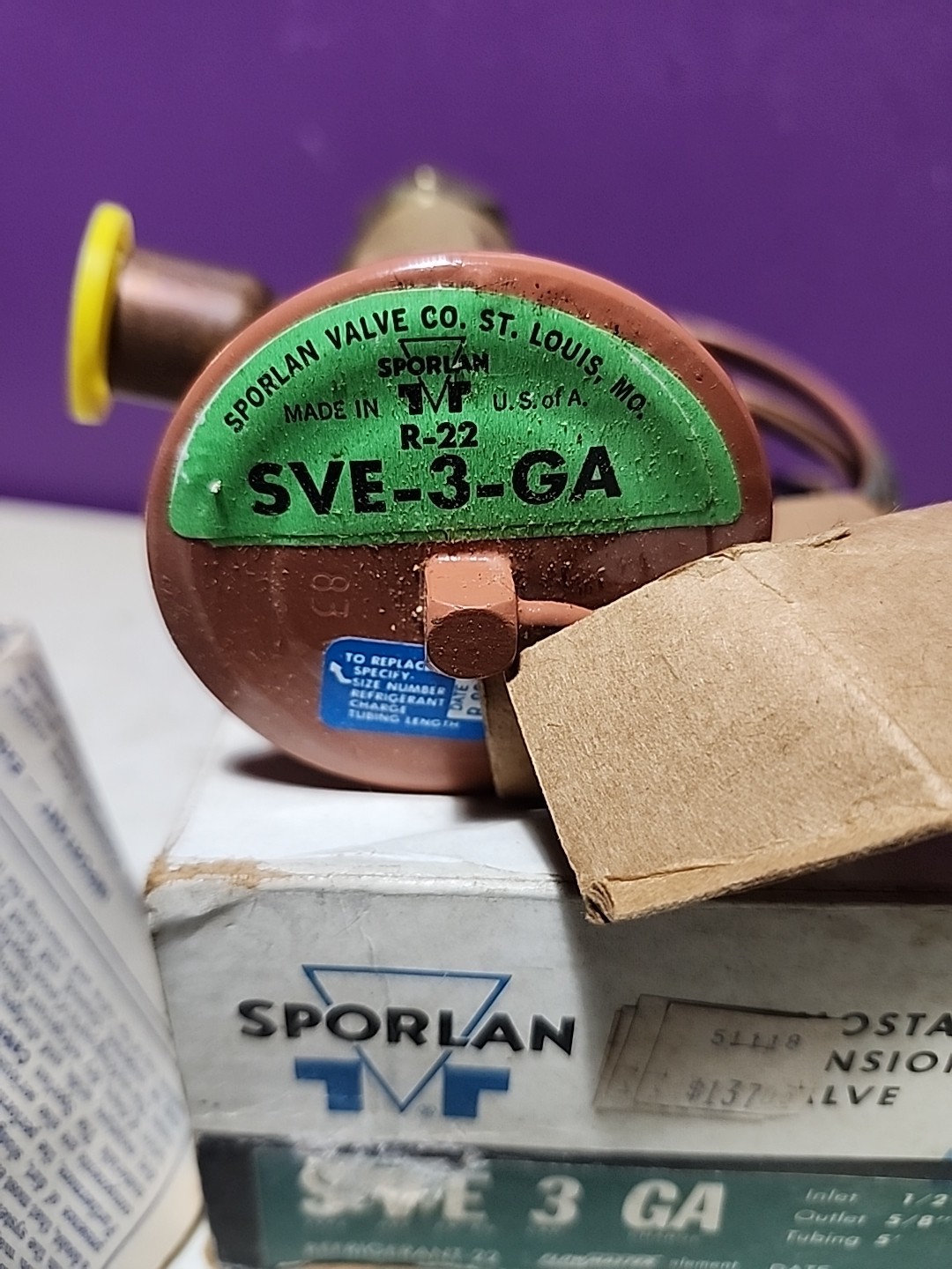 Carrier Sporlan EXPANSION VALVE EA02SC426, SVE-3-GA – 1/2 IN 5/8 OUT 5″ TUB NOS