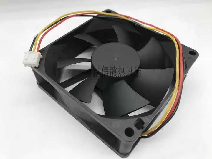 JAMICON JF0825S1APR 8025 12V 0.26A 8CM 3-pin cooling fan