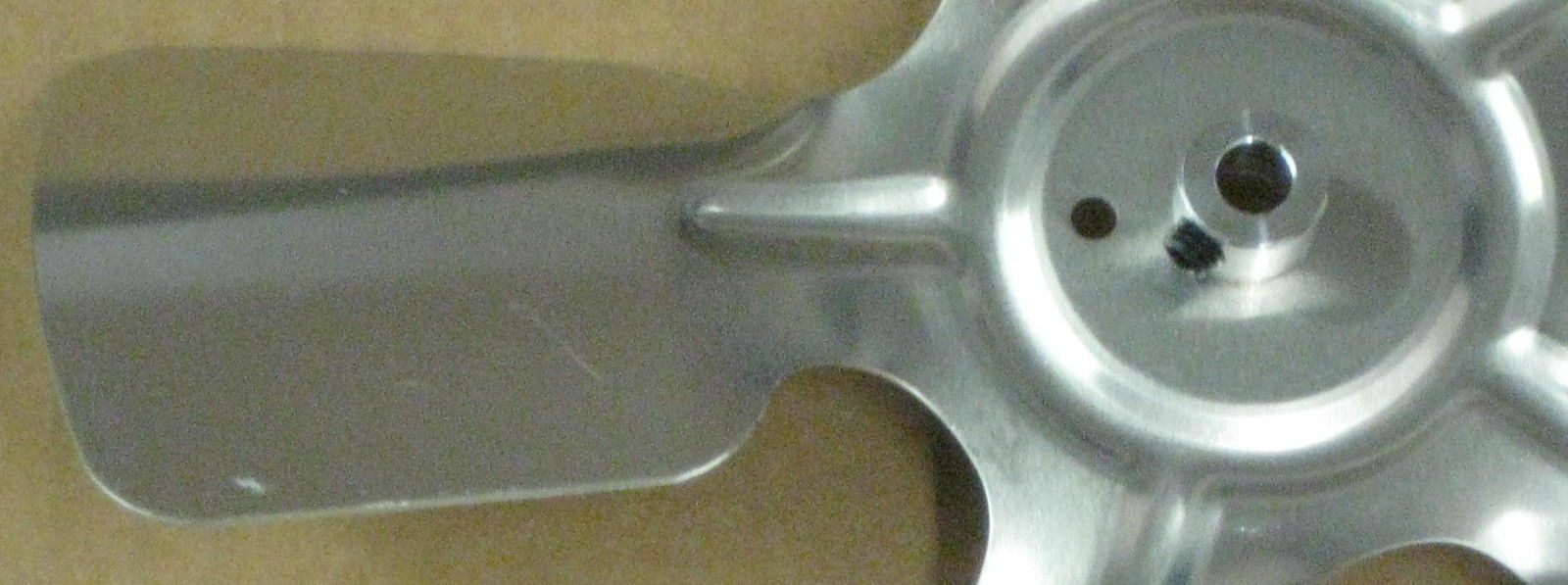A61312 Metal Fan Blade 10″ Diameter 5 Blades 5/16″ Bore Hub CW 30 Degree Prop