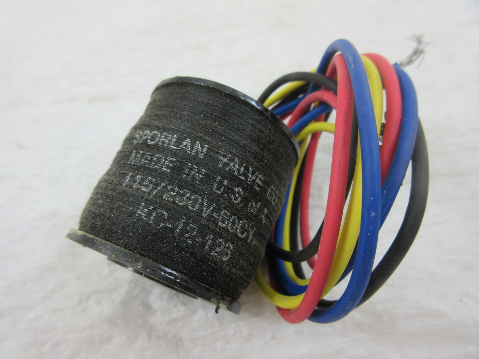 SPORLAN KC-12 REFRIGERANT LIQUID LINE SOLENOID VALVE COIL 115/230 V NOS